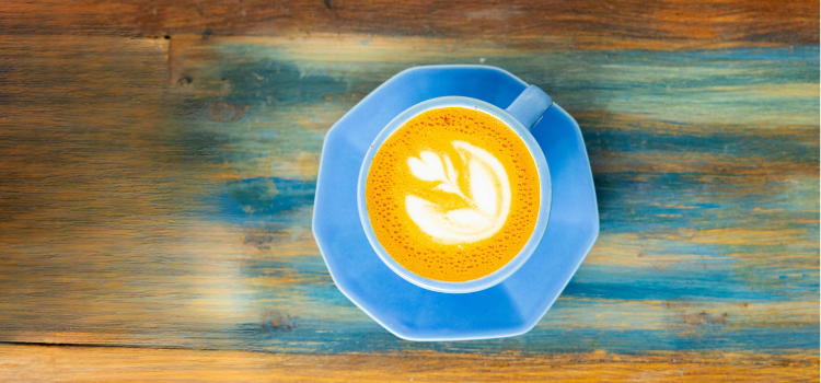 how to make a cortado in a mug, blue mug with coffee